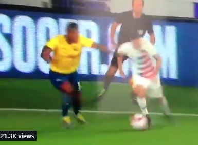 Video Christian Pulisic Tears Apart Man United Defender With A Classic Cristiano Ronaldo Skill Chelsea News