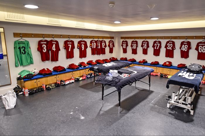 Chelsea expand away dressing room after multiple complaints » Chelsea News