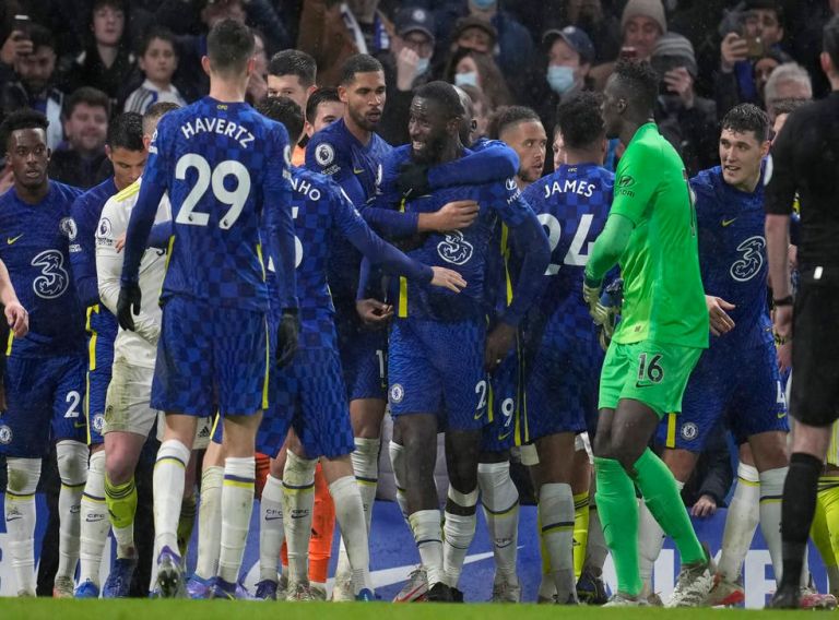 Video): Cesar Azpilicueta on his ten years at Chelsea - and trying to  finish his trophy jigsaw » Chelsea News