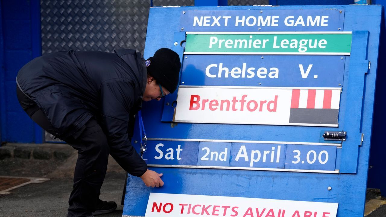 Chelsea able to sell some tickets again after UK government approves license  change » Chelsea News