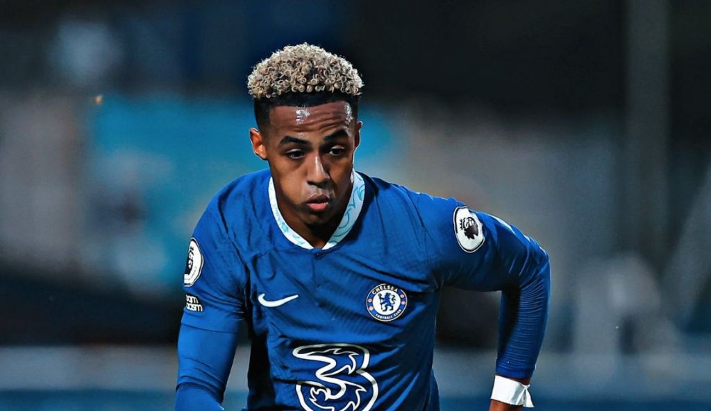 Omari Hutchinson takes another step towards first team bow with double for  development squad » Chelsea News