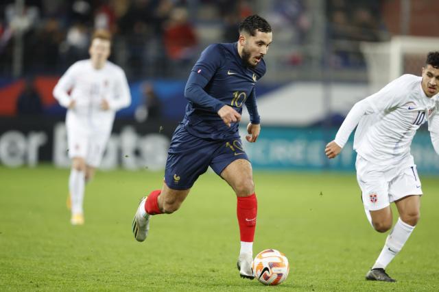 EXCLUSIVE Imminent Personal Terms Mean Chelsea Are One Step Away 